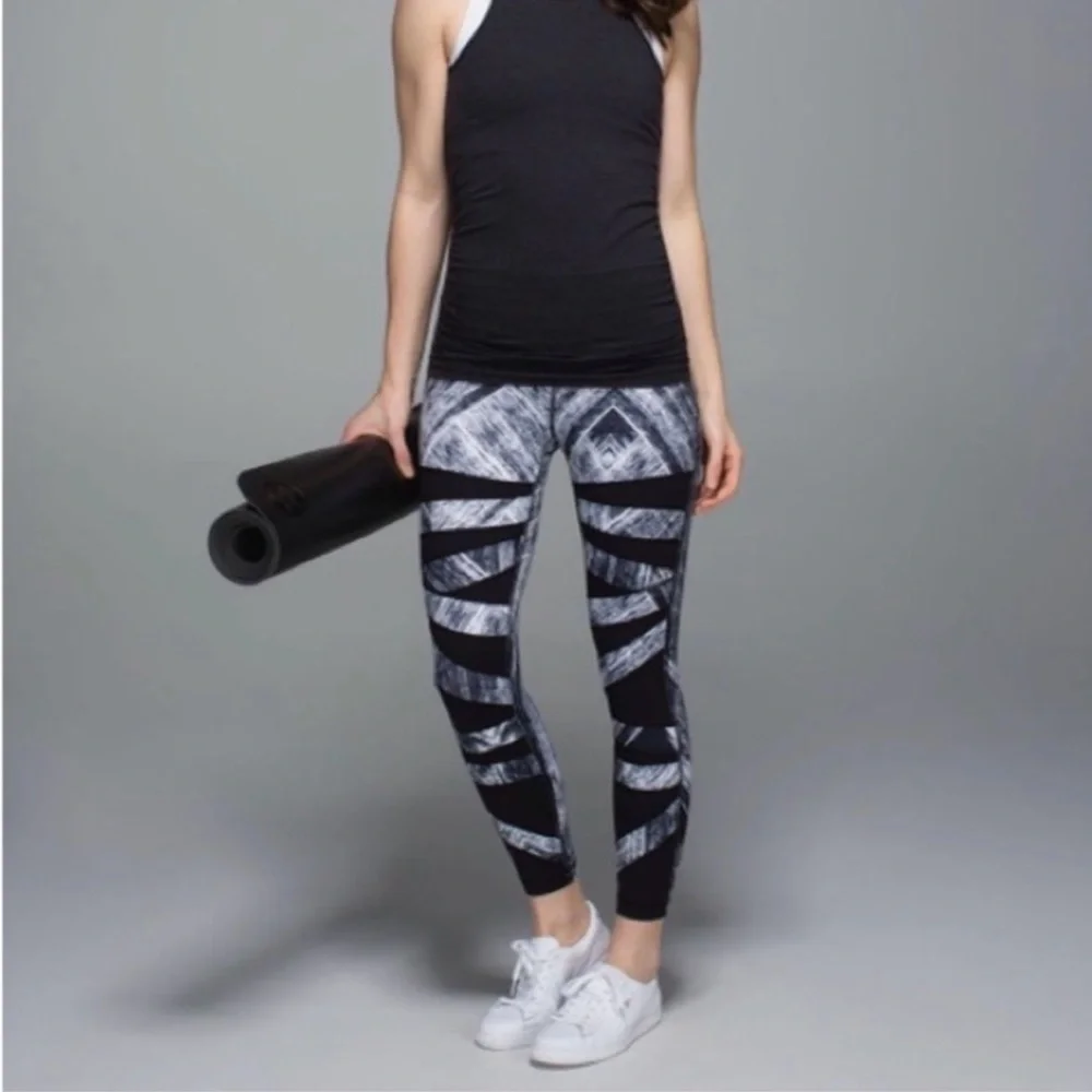 Lululemon Heat Wave High Times Leggings Size 8